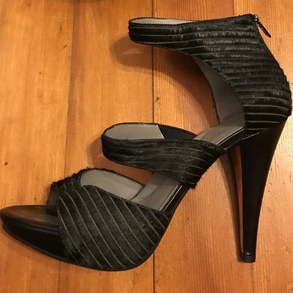Kenneth Cole Black Zip-up Peep Toe Heels 9.5M - Picture 7 of 9